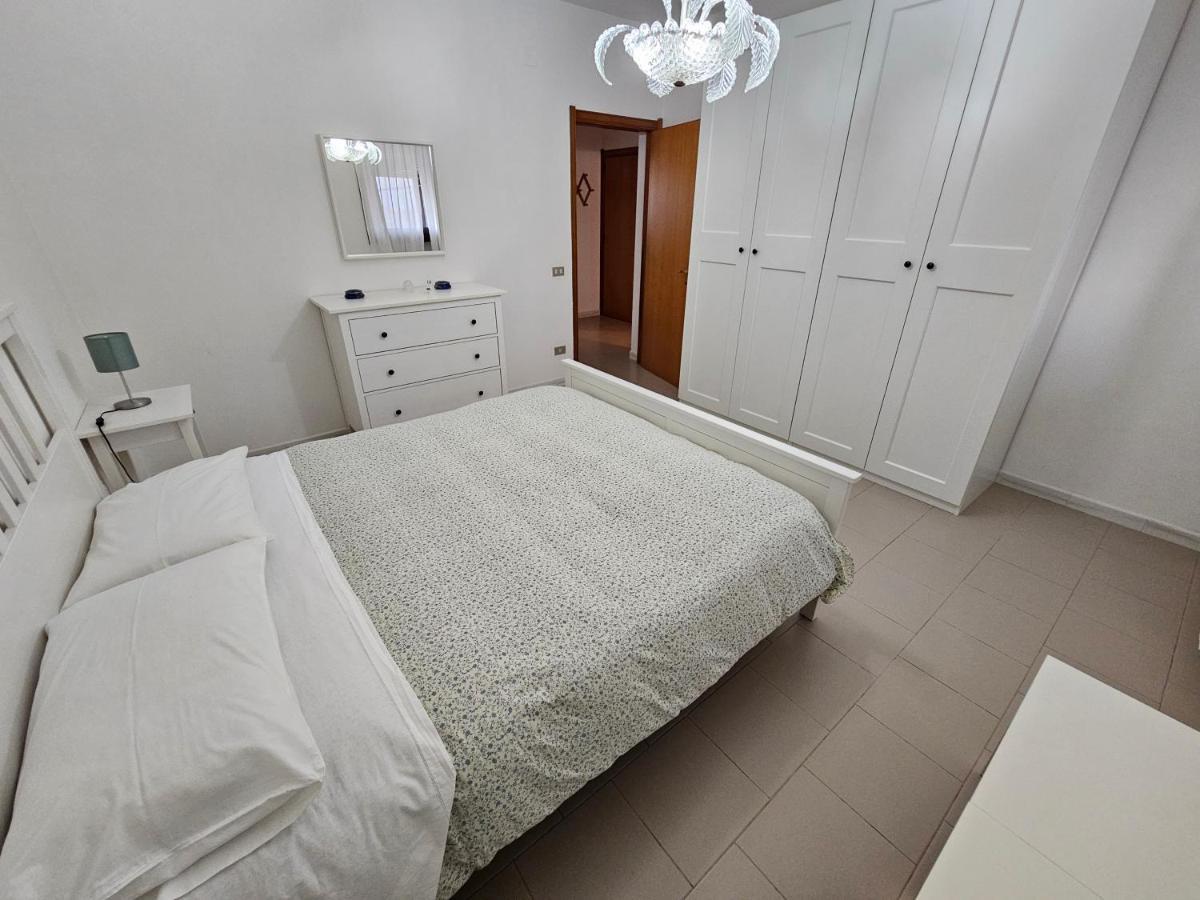 Interno 14 Bed & Breakfast ตารันโต ภายนอก รูปภาพ